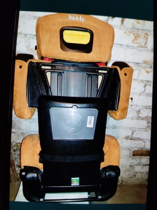 Продам автокресло