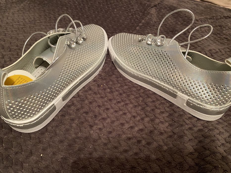 Tenesi eleganti noi 36