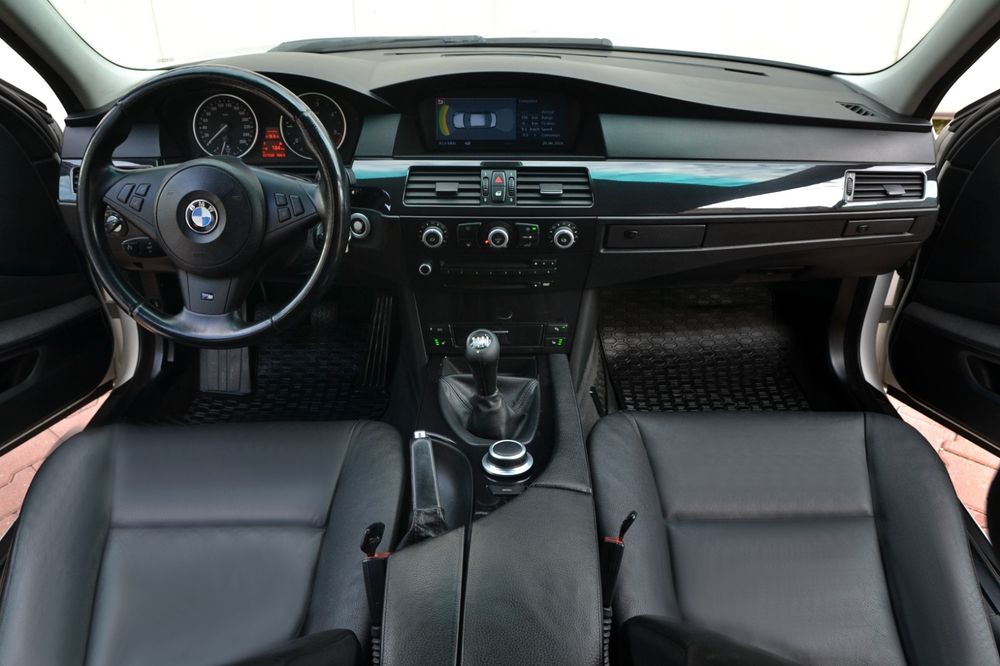 BMW Seria 5 E60 LCi/ 520d/ 2.0 diesel/ 2008 177cp/ Navi Mare/ Înmatric