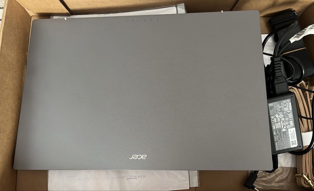 Ноутбук Acer Aspire 5
