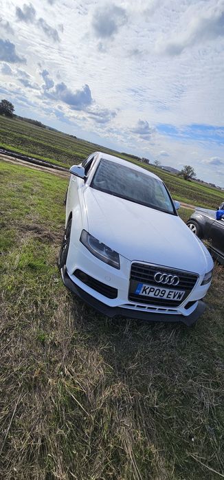 Dezmembrez/Piese Audi A4 B8 2.0 TDI CAGA/CAHA/CGLC