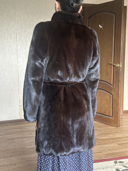 Продам шубу норковую б/у
