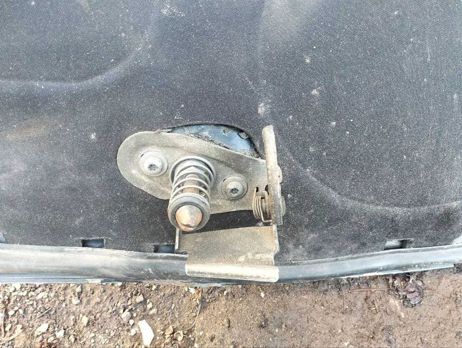 Капот БМВ е36 седан