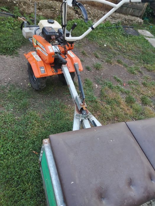 Vând motocultor Ruris