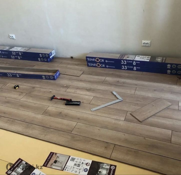 Укладка ламината установка плинтуса