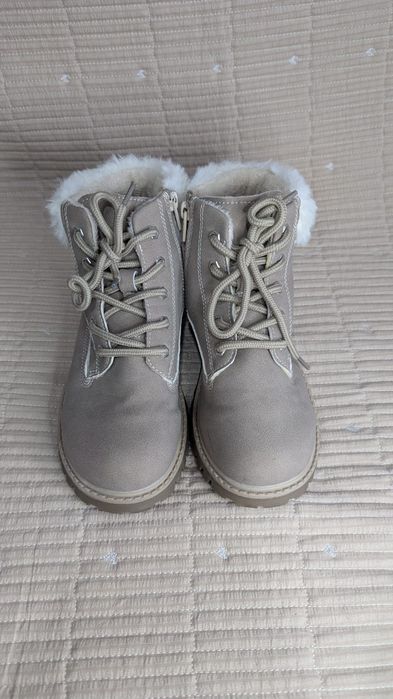 Ботинки для девочки осенние