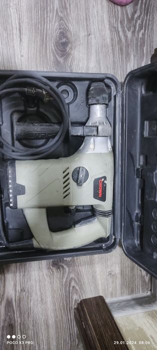 Перфоратор crown