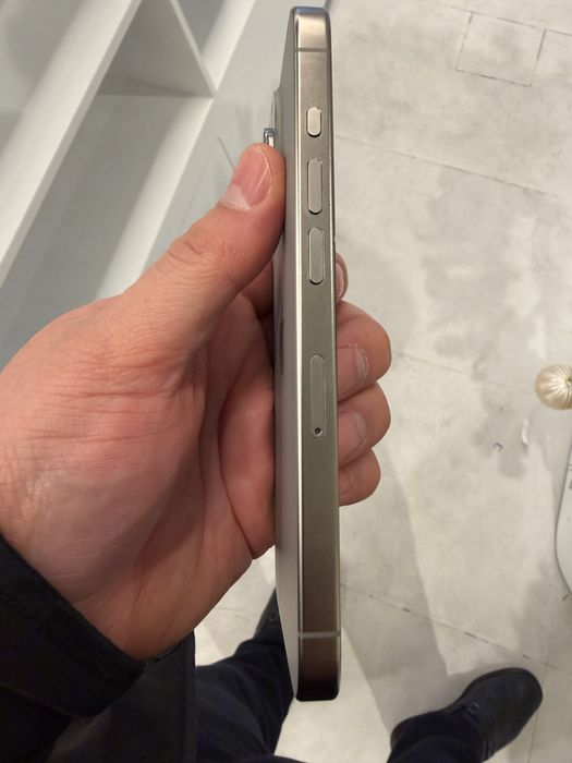 Iphone 15 pro 256 gb