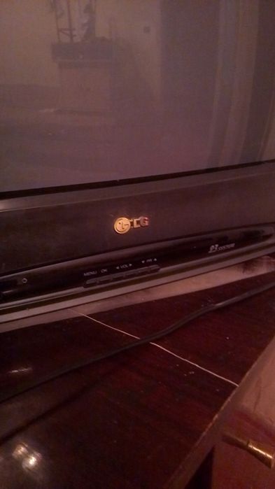 Телевизор в рабочем состоянии