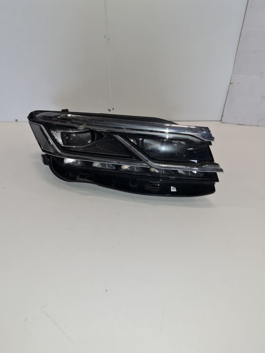 Far dreapta Full led Matrix Volkswagen Touareg R_line 2018 2019 2020