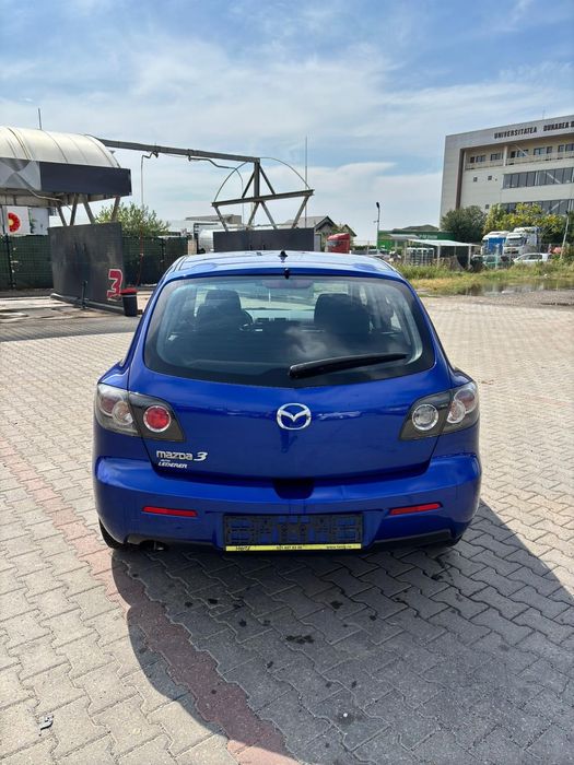 Vând mazda 3 hatchback 2007