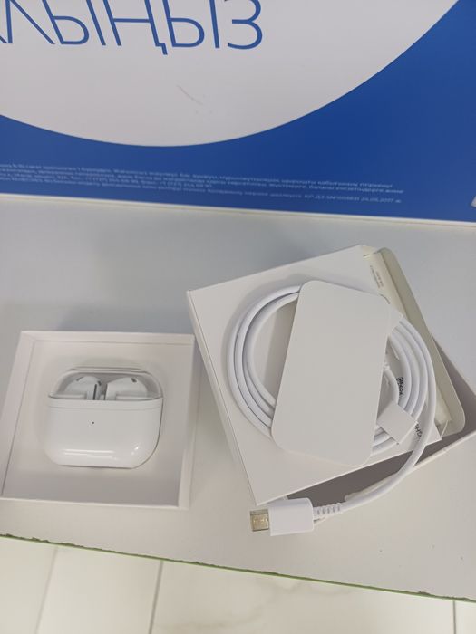 Samsung buds 3 новый