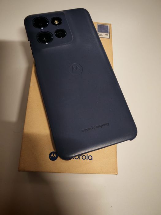 Când motorola edge 50 neo