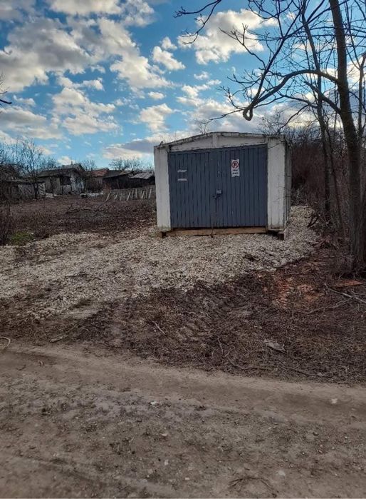 Teren intravilan cu proiect de vânzare în rate!