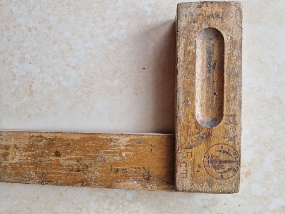 Ulmia - rindea manuala