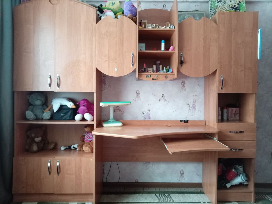 Продам детскую стенку