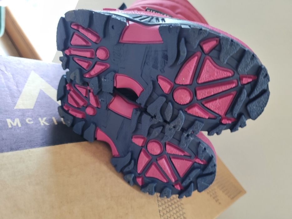 Нови детски зимни ботуши 20 обувки апрески