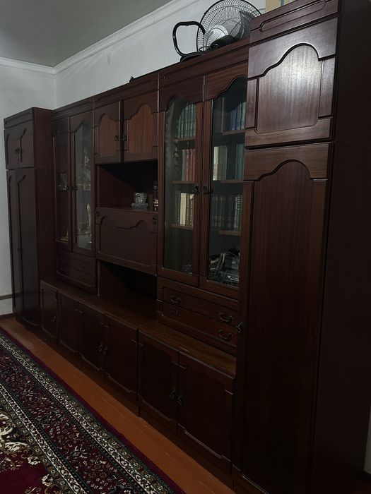 Стенка в гостинную