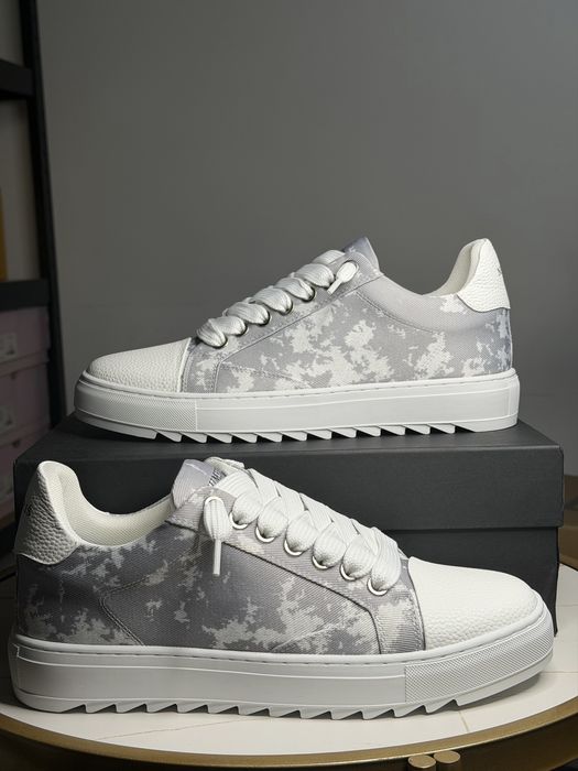 Adidasi Numeris 30% reducere