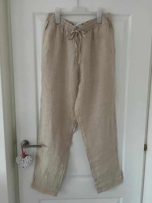 Pantaloni noi din in H&M 60lei, preț inițial 130lei
