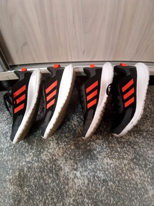 Adidași Adidas universali
