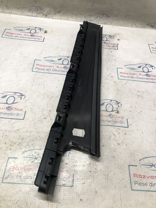 ornament usa stanga spate volkswagen passat b8 2016