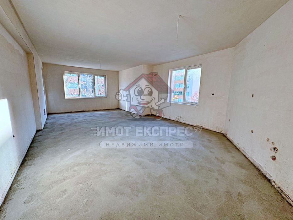 Тристаен апартамент, ново строителство, с изба, кв.Изток