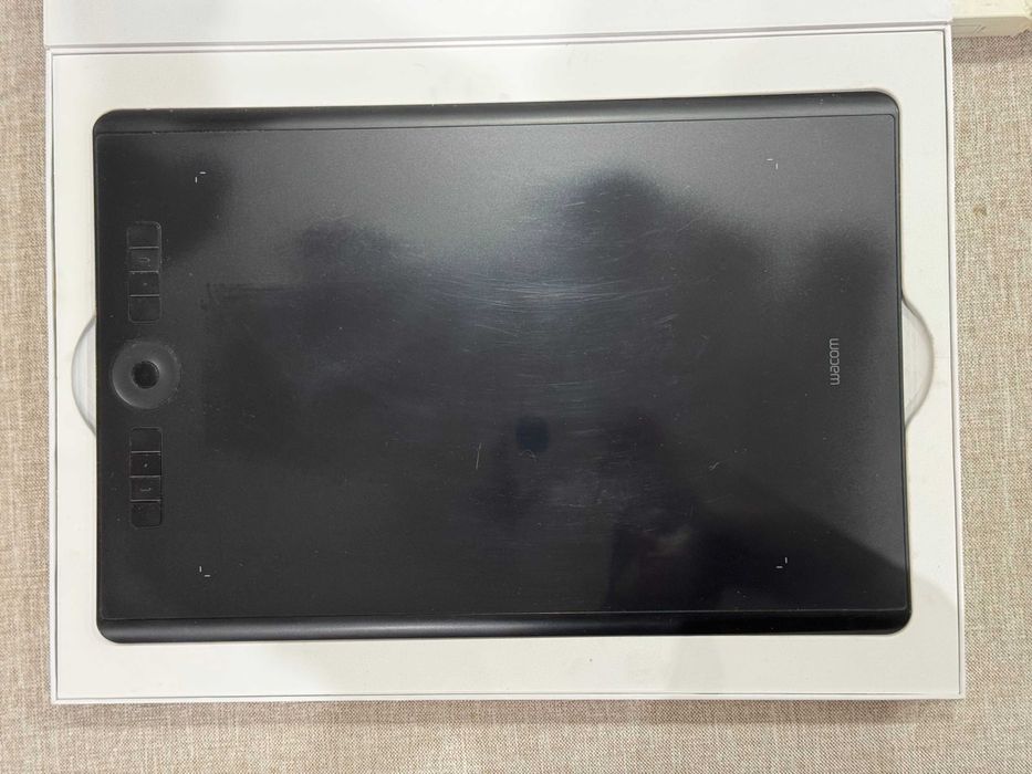 Wacom intuos pro Large (а3 формат) графический планшет
