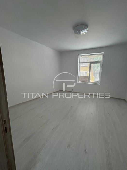 Продава се Мезонет в Асеновград - 139 кв.м за 1184 €/кв.м - Снимка #1