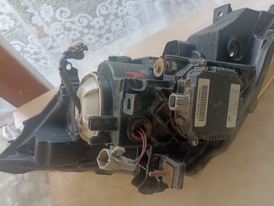 Продам фары оригинал Ниссан Мурано