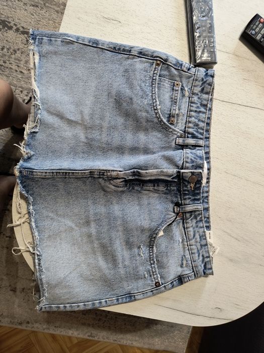 Дънкова пола на zara