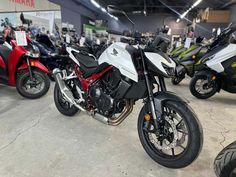 Honda CB 750 Hornet nou 0 km - Honda Constanta by EST BIKE