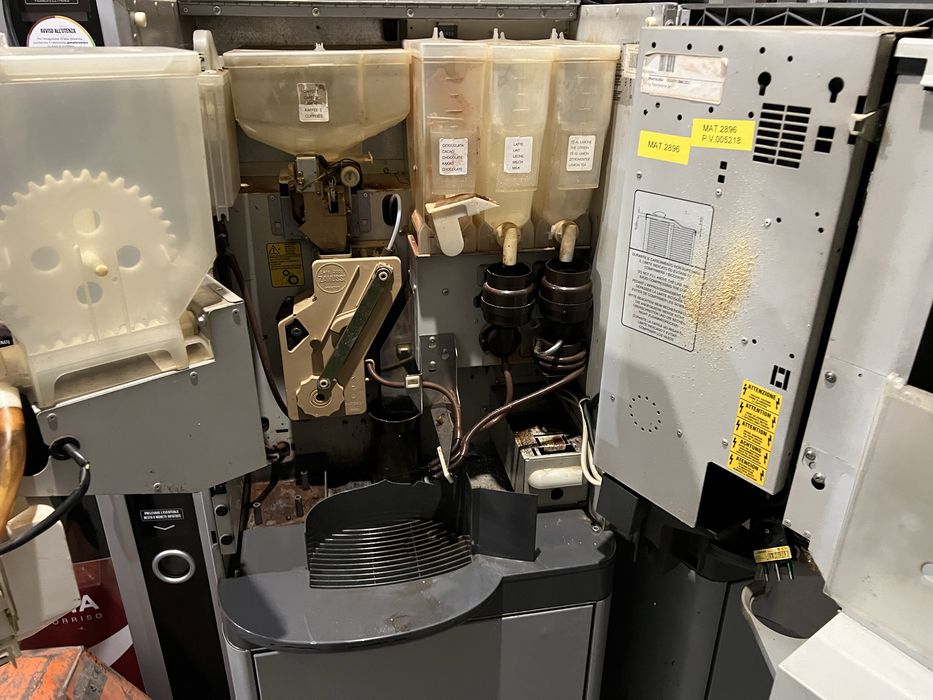 Зануси Брио 250 Necta Brio Вендинг