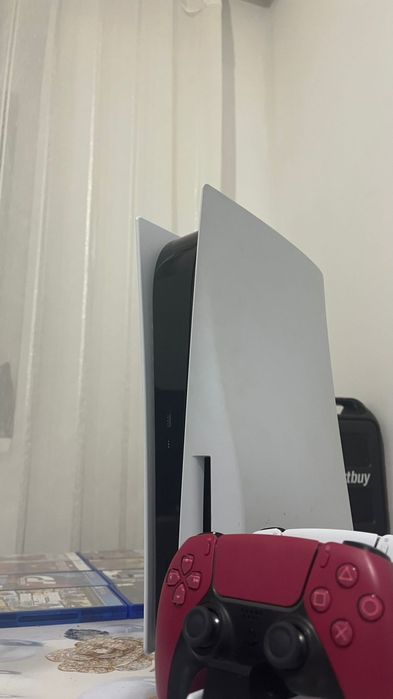 Продам Sony PlayStation 5