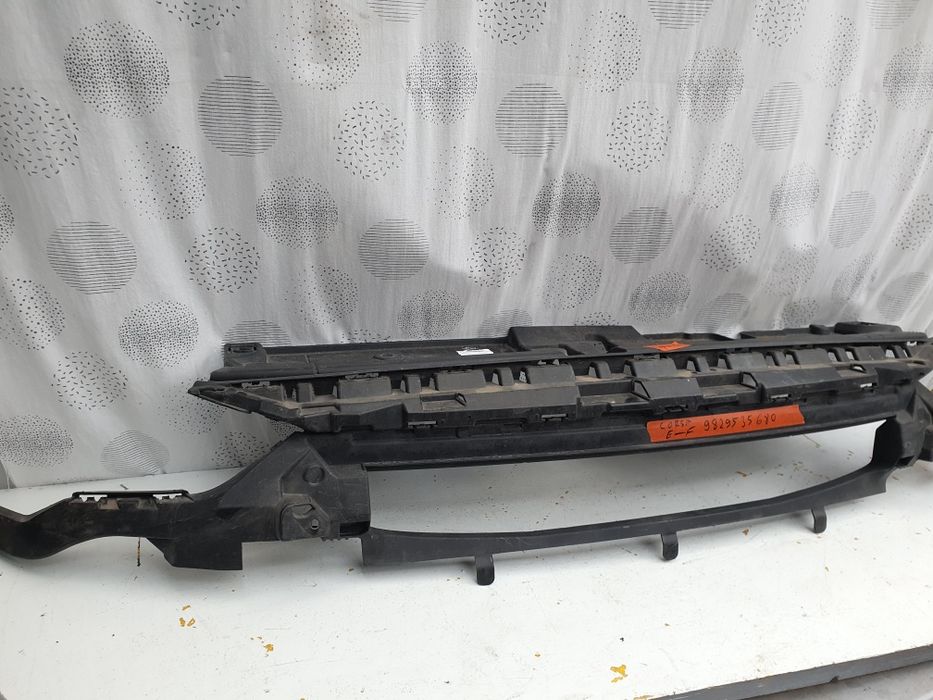 Очиларка преден панел Opel Corsa E Opel corsa F