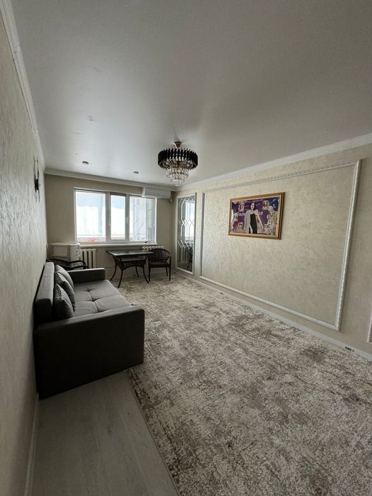 Продам трехкомнатную квартиру