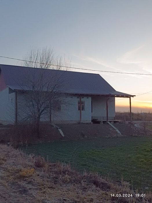 Уй сотилади 12 сотик манзил Урганч тумани хамид олимжон махалла