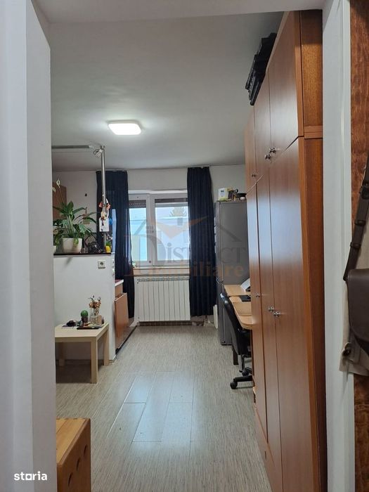 Garsoniera confort 2, baie, chicineta,  parcare, zona Piata Astra