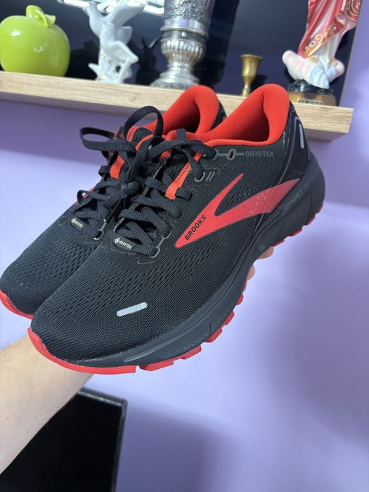Adidasi brooks ghost 14 ghoretex