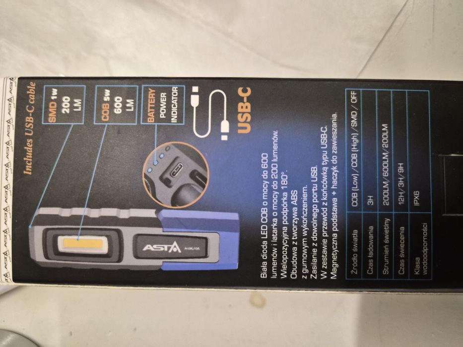 Lanterna led acu mare.Rezista impact+apa+ulei-antigel lumina 600LM
