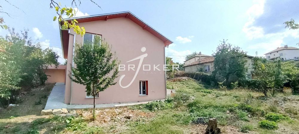 Продава се Къща в с. Миладиново, Област Кърджали - 140 кв.м за 343 €/кв.м - Снимка #3