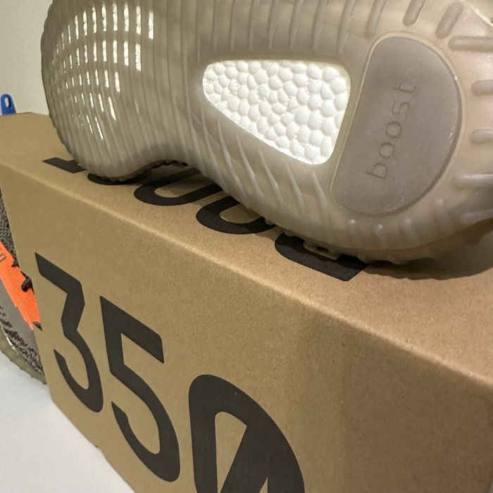 Yeezy 350 Boost Beluga v2