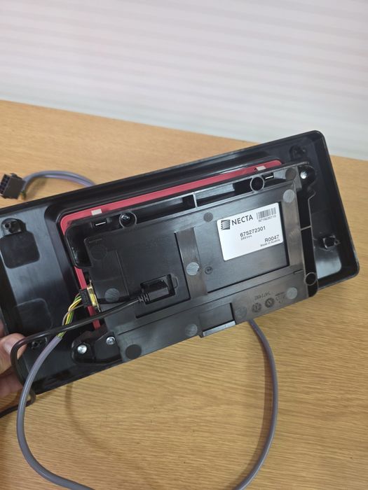 Panou touch-screen necta ferrara