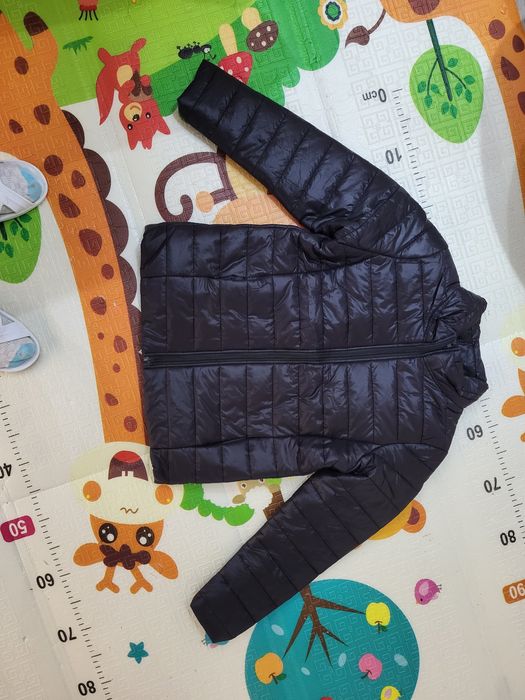 Дамско пролетно черно яке