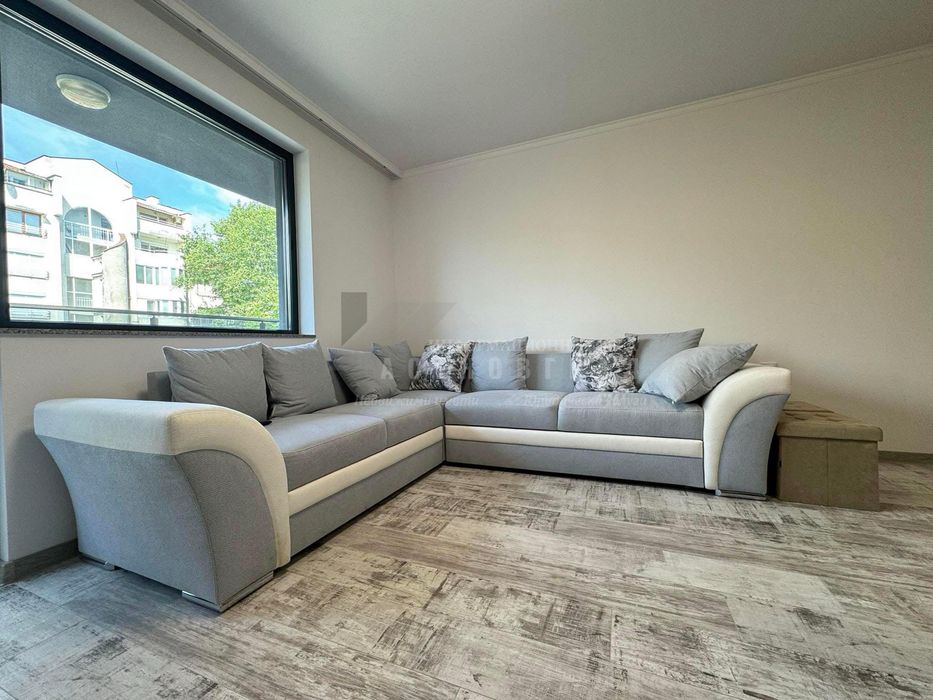 Продава се Тристаен апартамент в Асеновград - 107 кв.м за 1309 €/кв.м - Снимка #1