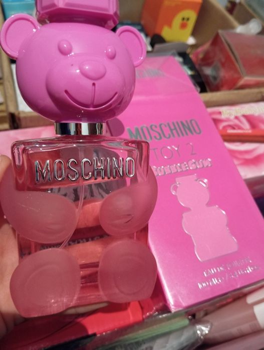 Parfyumeriya sotiladi