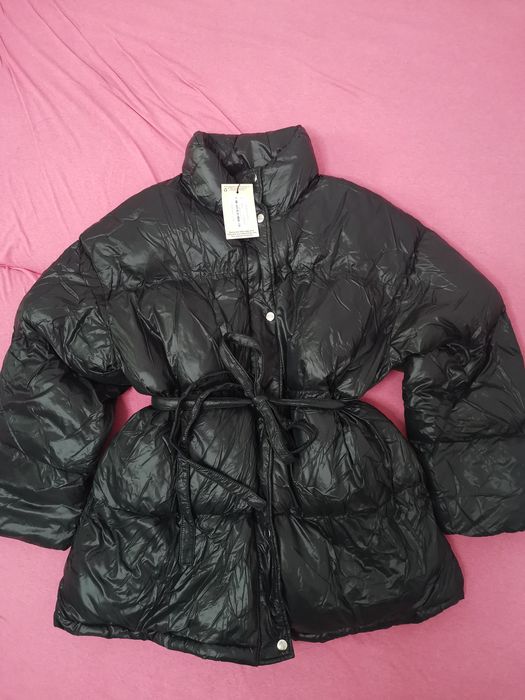 Transport gratuit. Geaca dama  din puf calduroasa