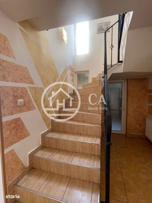 Casă de vanzare cu 4 camere în Sântandrei, Bihor