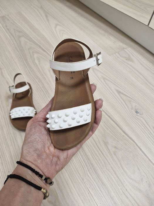 Sandale fetite marimea 28