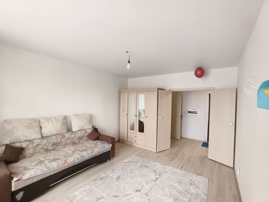 Сдам 1,5-х на длительный срок. На Есенберлина 13/1, 4/9 эт